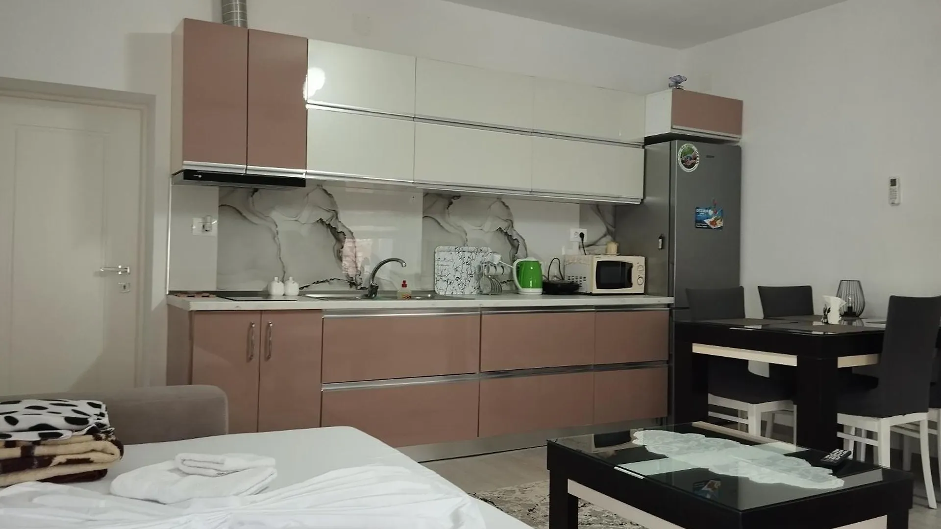 Erteo Guest House Pogradec 0*,  Albania