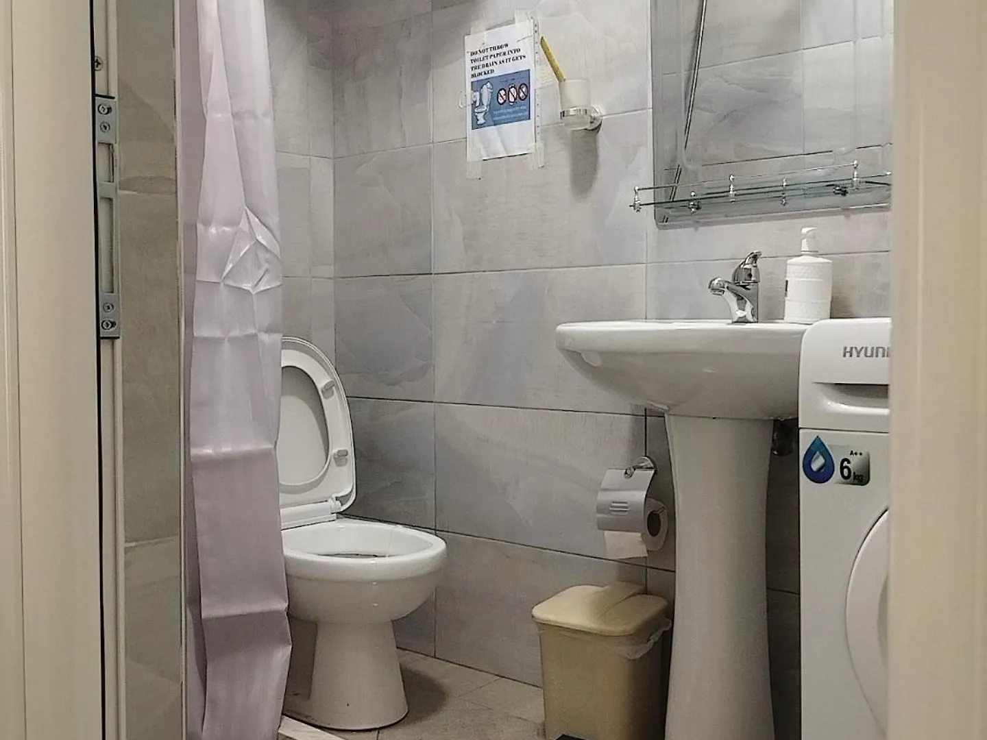 Erteo Guest House Pogradec Hébergement de vacances